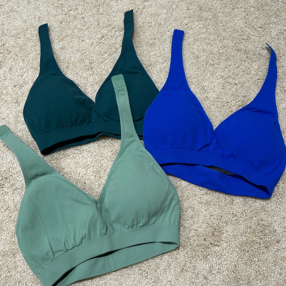 Stylish Sports Bra Set - Green, Blue, and Teal